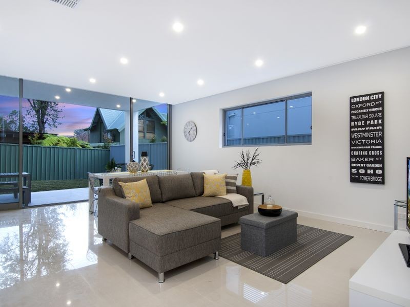 67 Park Street, Peakhurst NSW 2210