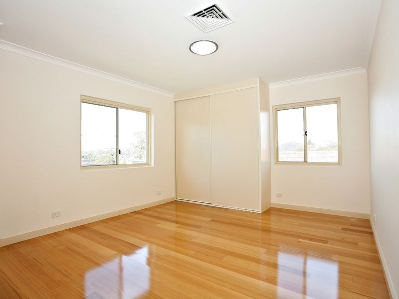 21 Gannons Avenue, Hurstville NSW 2220