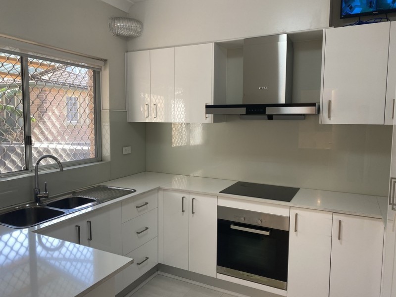 2/54 West Street, Hurstville NSW 2220