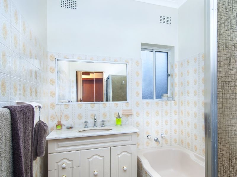 87 Lucas Road, East Hills NSW 2213