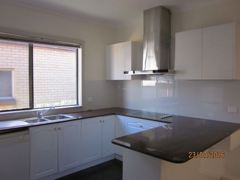 142 Hillcrest Avenue, Hurstville Grove NSW 2220