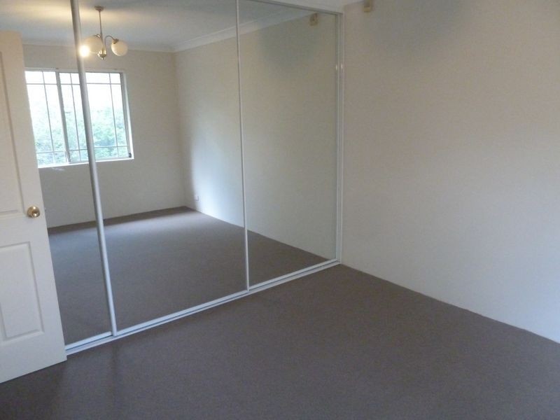 8/79 Woniora Road, Hurstville NSW 2220