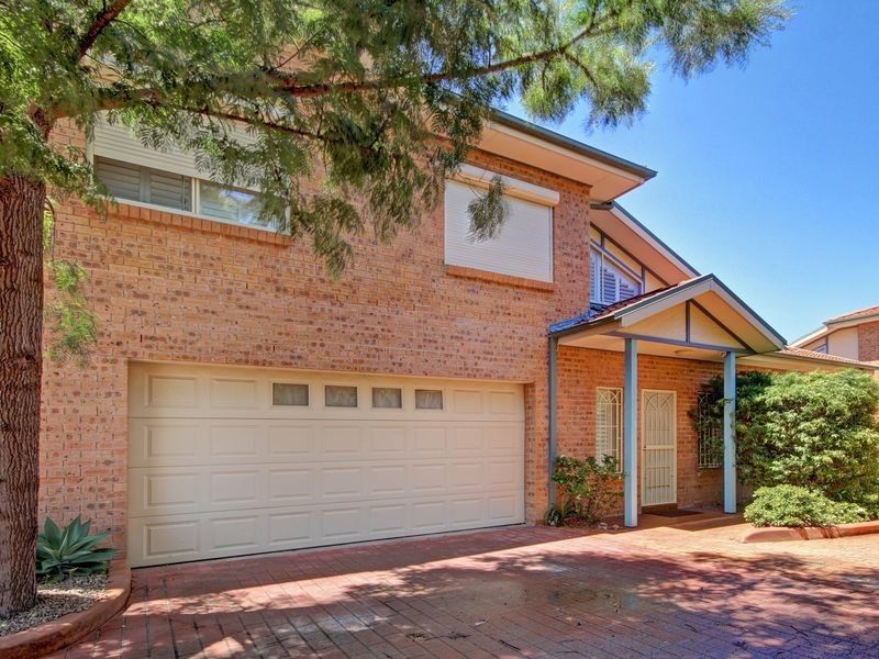2/63 Albert Street, Bexley NSW 2207