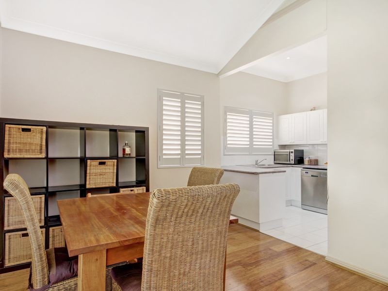 2/63 Albert Street, Bexley NSW 2207