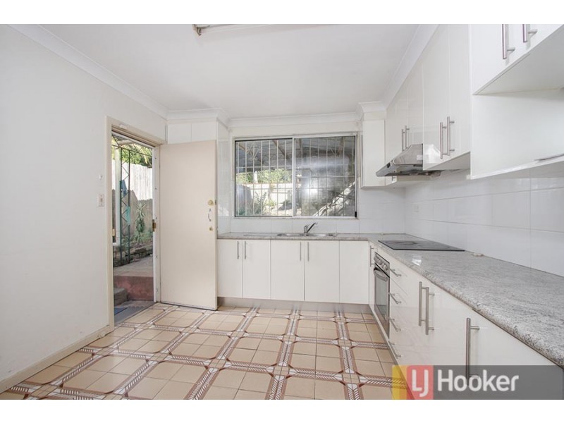 13 Short Street, Carlton NSW 2218