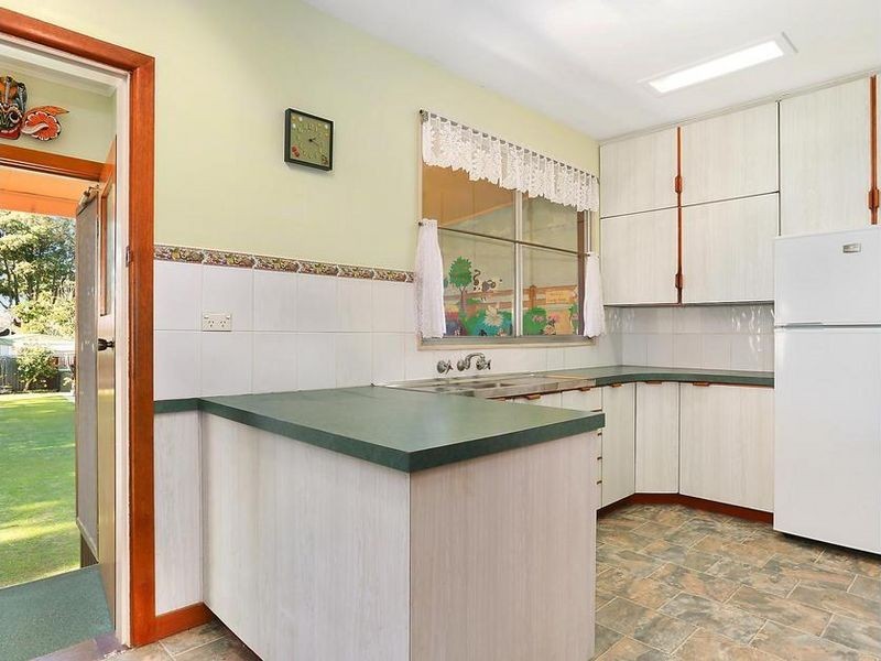 42 Arthur Street, Carlton NSW 2218