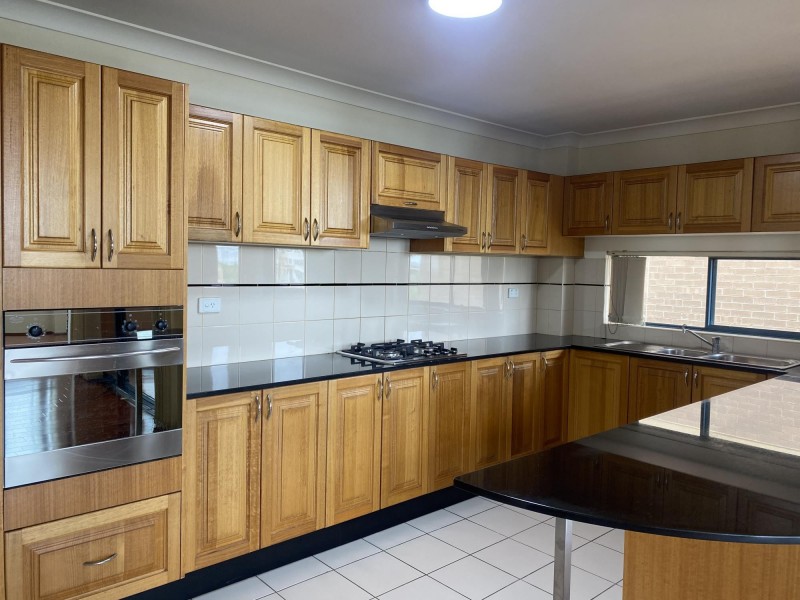 18/2 Bridge Street, Hurstville NSW 2220