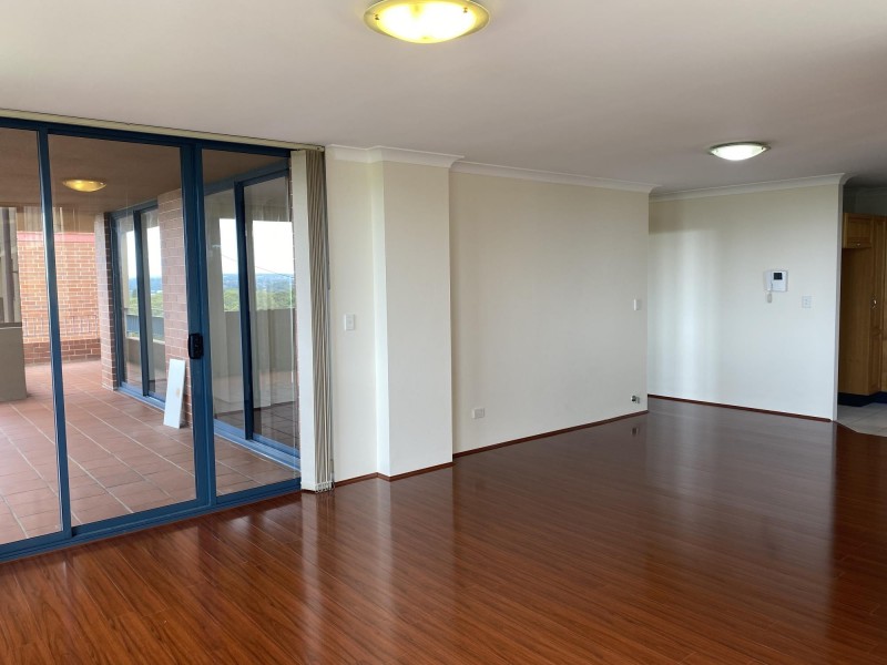 18/2 Bridge Street, Hurstville NSW 2220