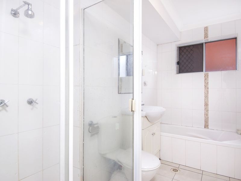 2/15 Thurlow Street, Riverwood NSW 2210