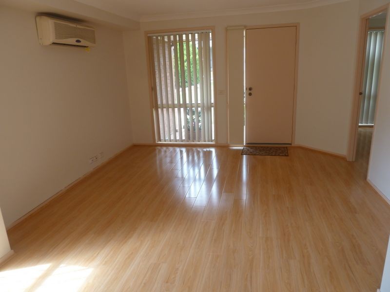 27 Silverleaf Row, Menai NSW 2234