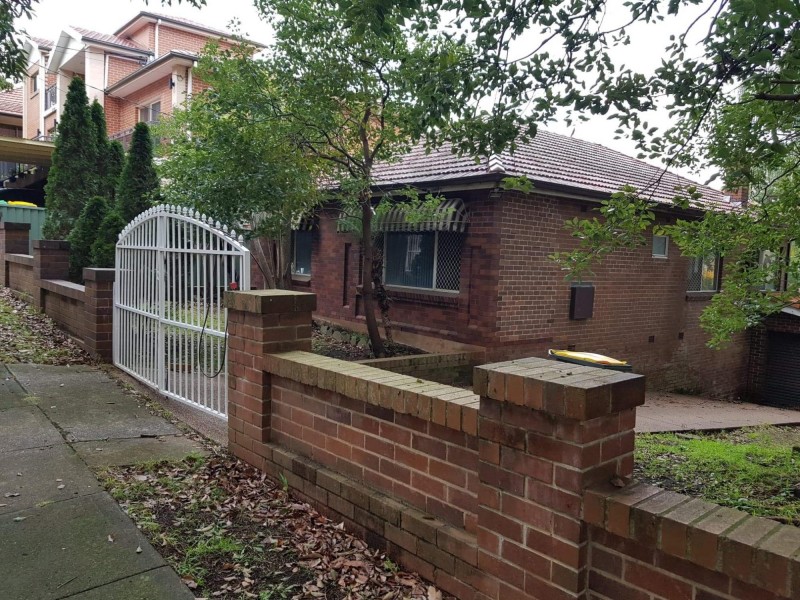 5 Alma Street, Hurstville NSW 2220