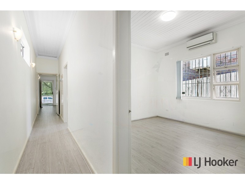 15A Short Street, Carlton NSW 2218