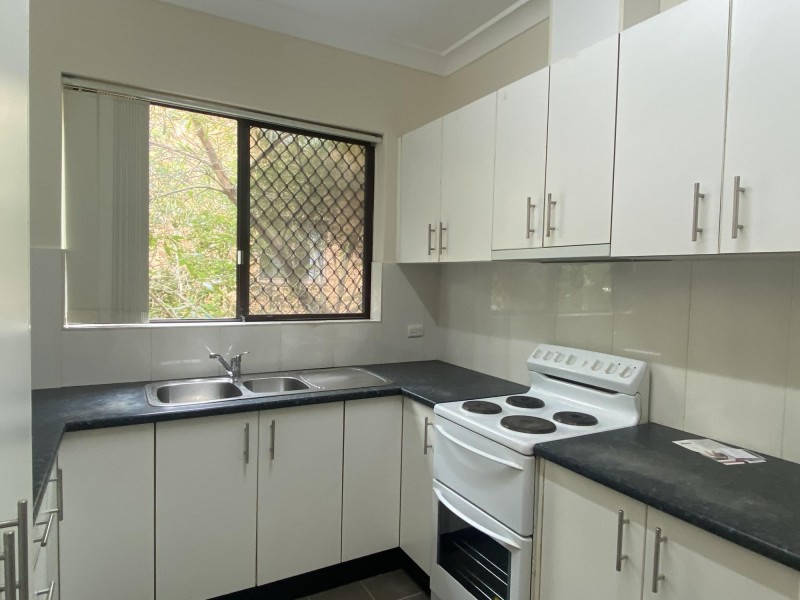 1/35-37 Bellevue Parade, Hurstville NSW 2220