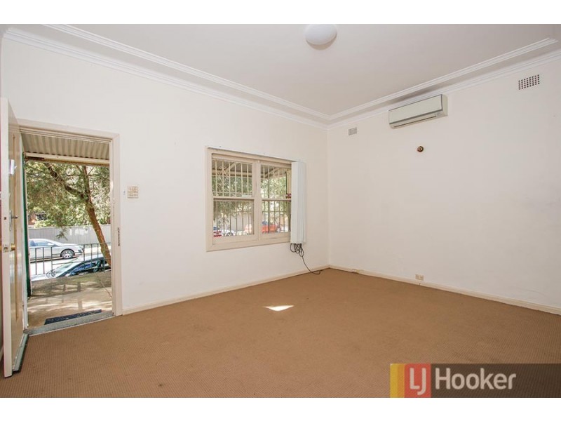 13 Short Street, Carlton NSW 2218