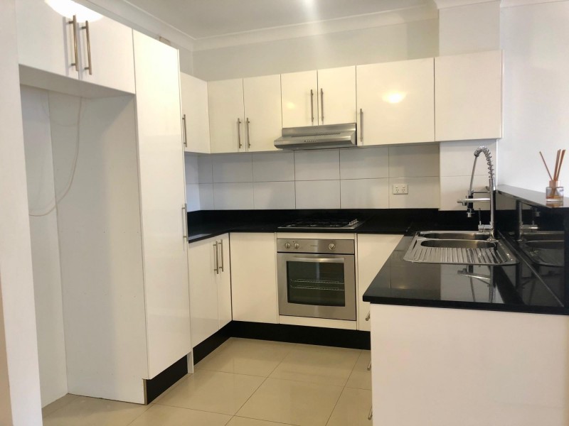 10/14 Eastbourne Road, Homebush West NSW 2140