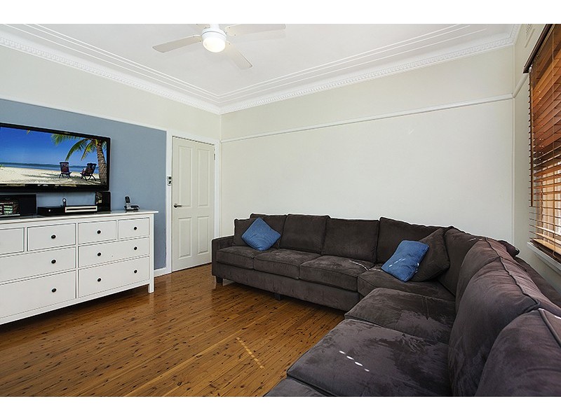 22 Chamberlain Street, Narwee NSW 2209