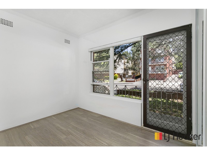 1/40 Gloucester Road, Hurstville NSW 2220
