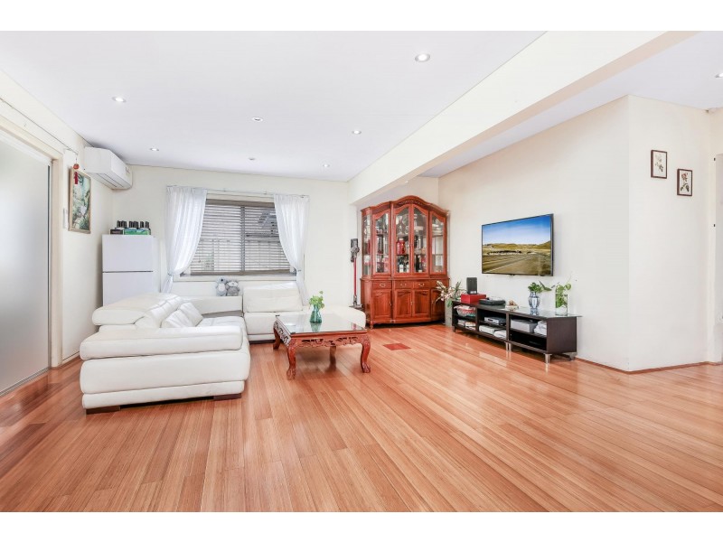 43 Edgbaston Road, Beverly Hills NSW 2209