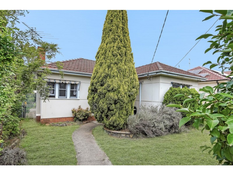 43 Edgbaston Road, Beverly Hills NSW 2209