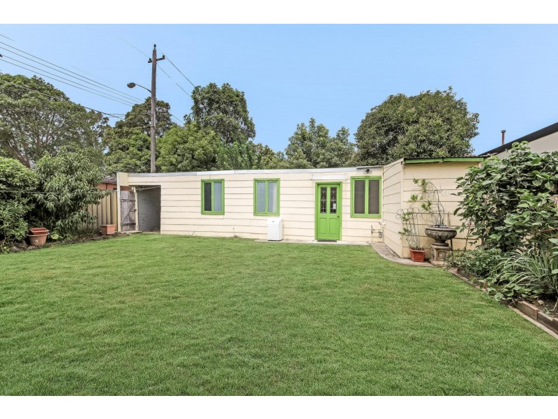 43 Edgbaston Road, Beverly Hills NSW 2209