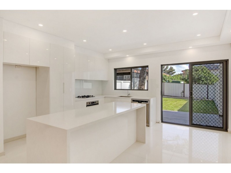 165 Carrington Avenue, Hurstville NSW 2220