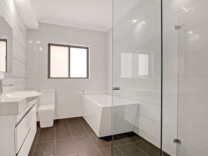 165 Carrington Avenue, Hurstville NSW 2220