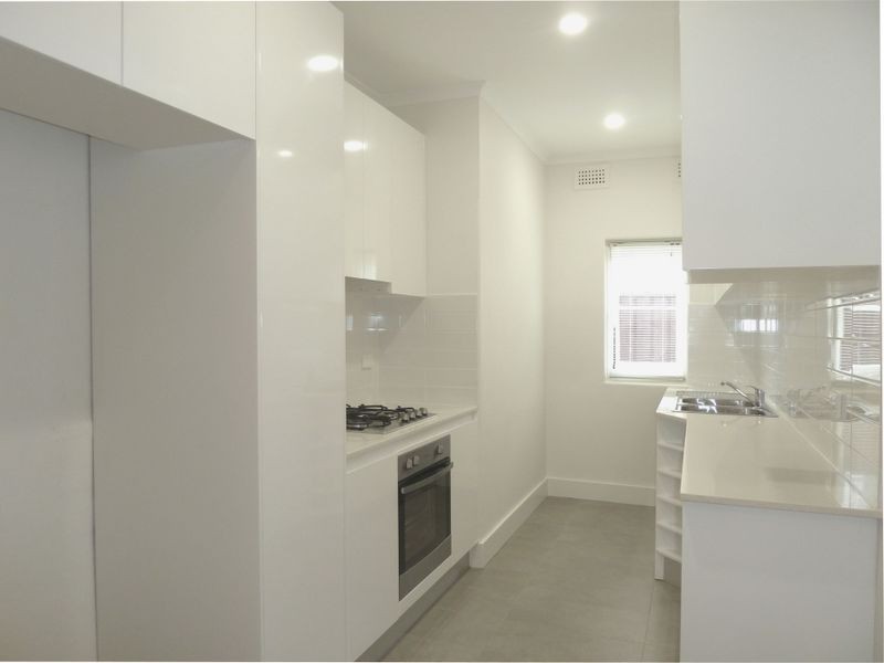 10 Todd Street, Kingsgrove NSW 2208