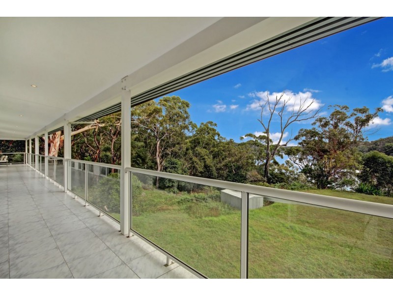 37 Grandview Cres, Lugarno NSW 2210