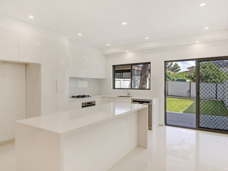 165A Carrington Avenue, Hurstville NSW 2220