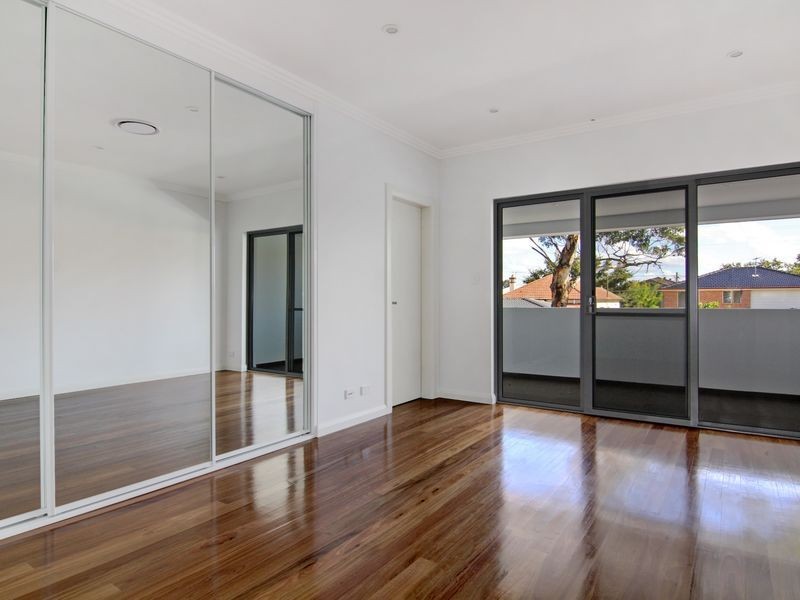 165A Carrington Avenue, Hurstville NSW 2220