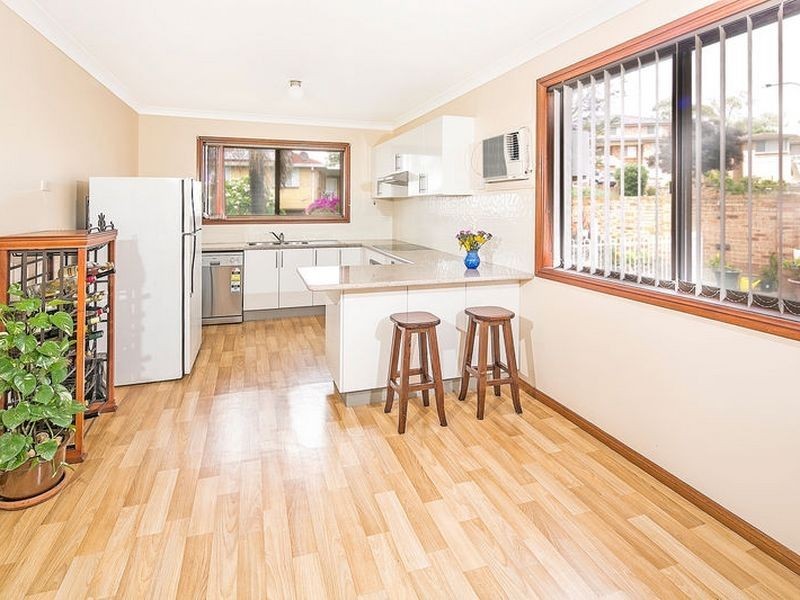 6 Buckland Road, Casula NSW 2170