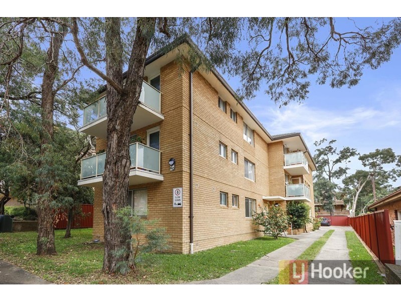 2/60 The Avenue, Hurstville NSW 2220