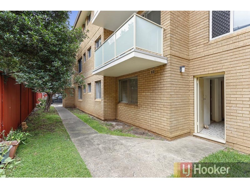 2/60 The Avenue, Hurstville NSW 2220