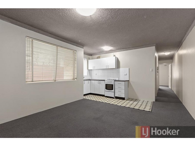 2/60 The Avenue, Hurstville NSW 2220