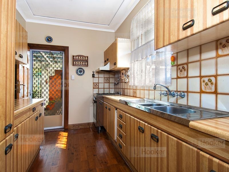 7 Warwick St, Hurstville NSW 2220