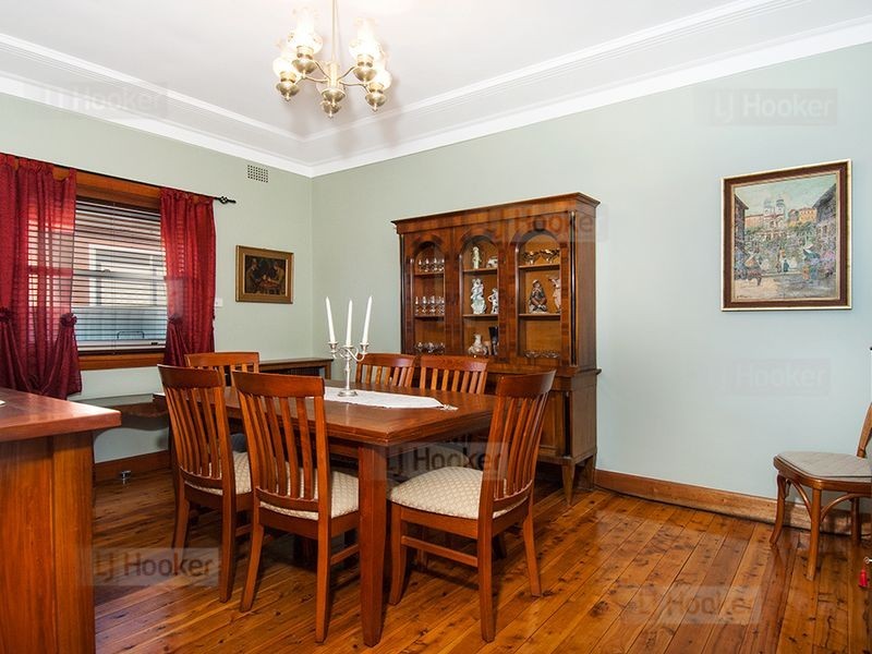 7 Warwick St, Hurstville NSW 2220
