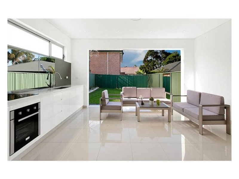 152 Parraweena Rd, Miranda NSW 2228