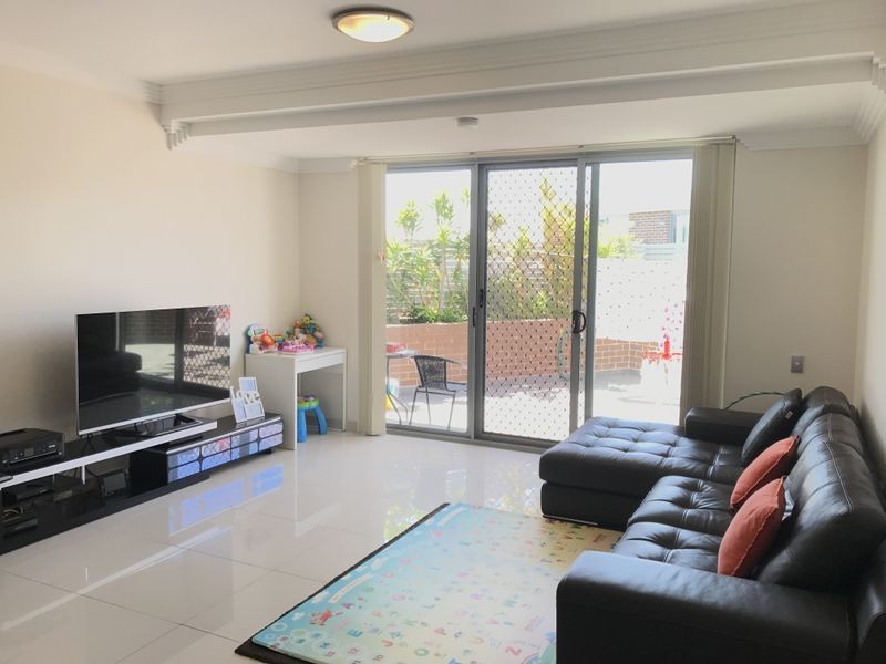 12/45 Forest Road, Hurstville NSW 2220