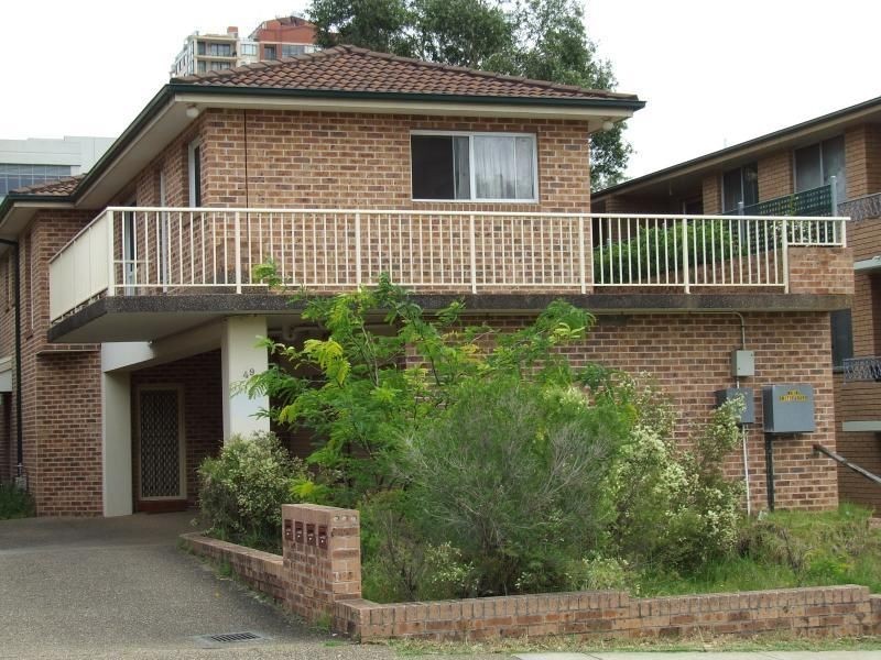 2/49 Hudson Street, Hurstville NSW 2220