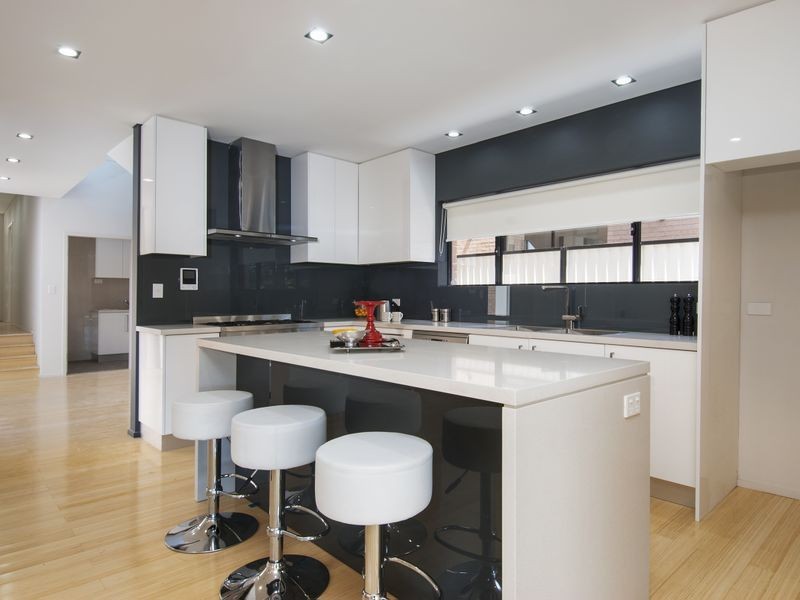 8/89-93 Ogilvy Street, Peakhurst NSW 2210