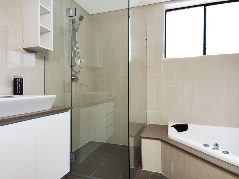 8/89-93 Ogilvy Street, Peakhurst NSW 2210