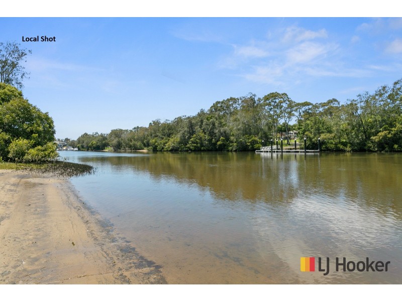 661 Henry Lawson Drive, East Hills NSW 2213