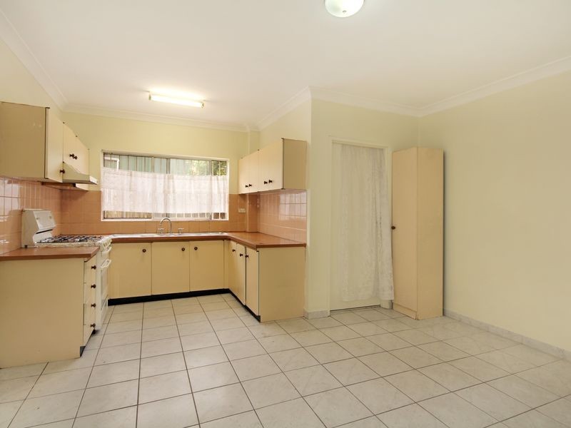 8/77 Woniora Road, Hurstville NSW 2220