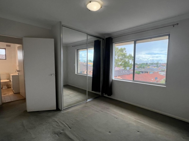 11/42 The Avenue, Hurstville NSW 2220