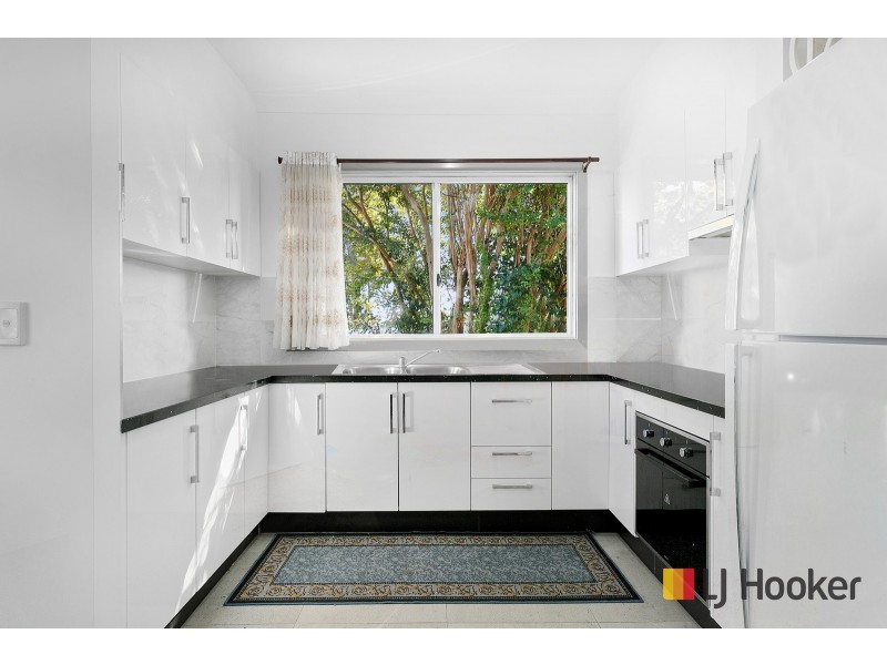 6 Hunt Street, Guildford West NSW 2161