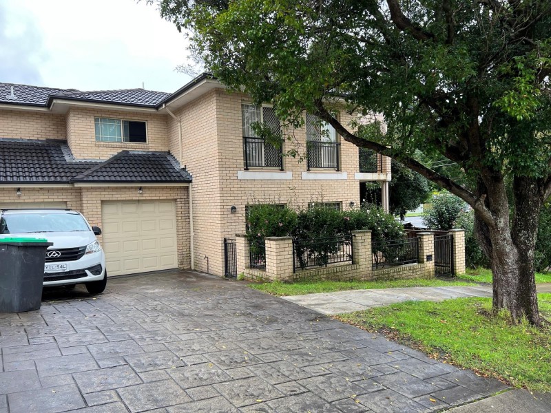 55 Hillcrest Avenue, Hurstville NSW 2220