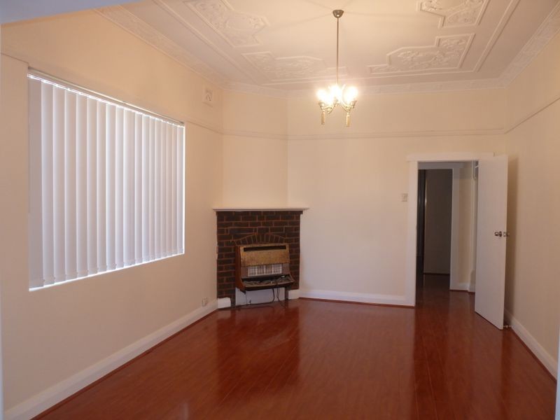 61 Hillcrest Avenue, Hurstville NSW 2220