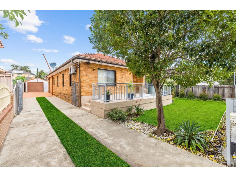 26 Low Street, Hurstville NSW 2220