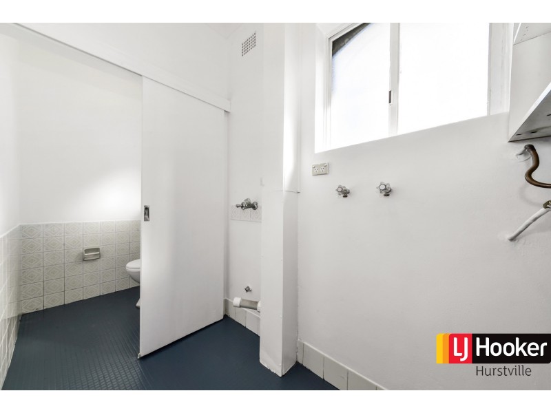 6/2-4 Hampton Court Road, Carlton NSW 2218