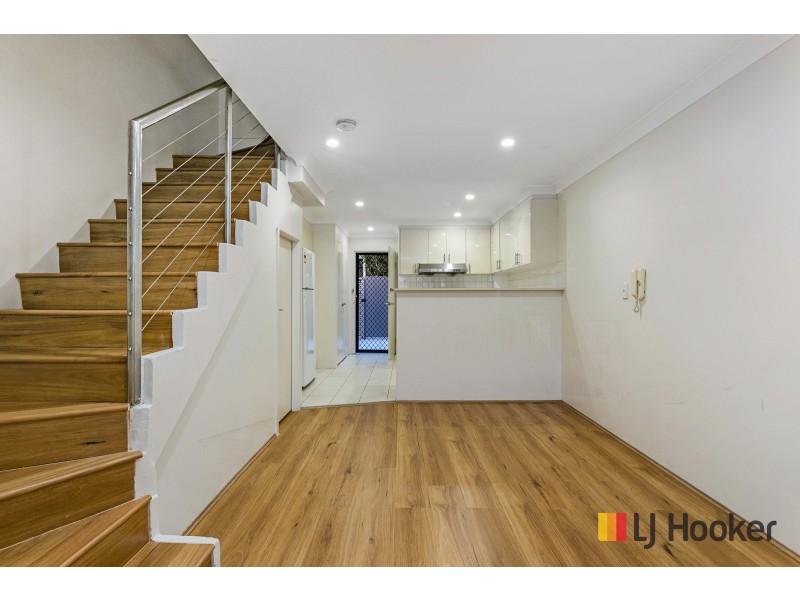2/55 Carrington Avenue, Hurstville NSW 2220